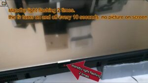 SAMSUNG The TV turns on and off. every 10 seconds no picture on the screen